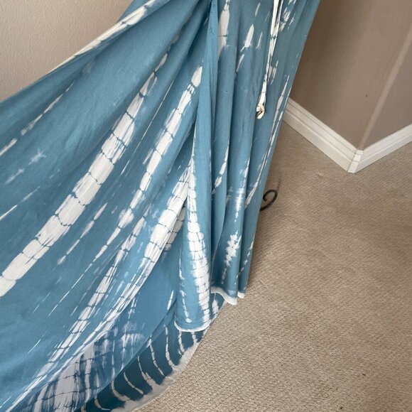 NWT Lulus In a Daydream Blue & White Tie-Dye Maxi Dress - Halter Dress, Size M - Picture 6 of 10